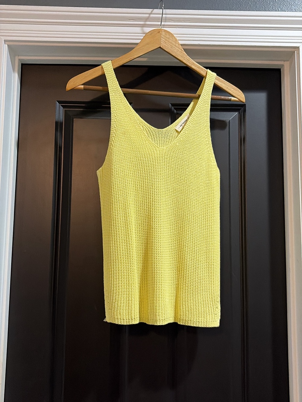 eesome Yellow Knit V-Neck Tank